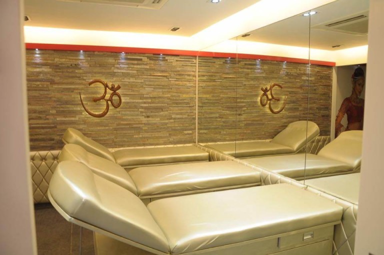 our salon_7