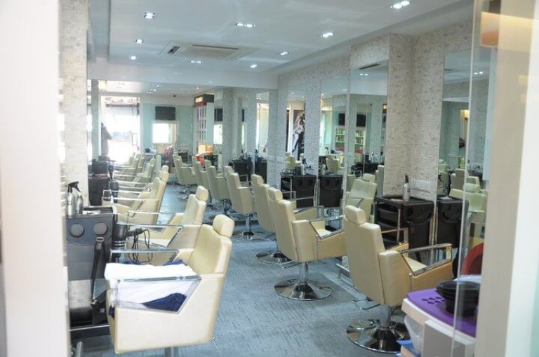our salon_3