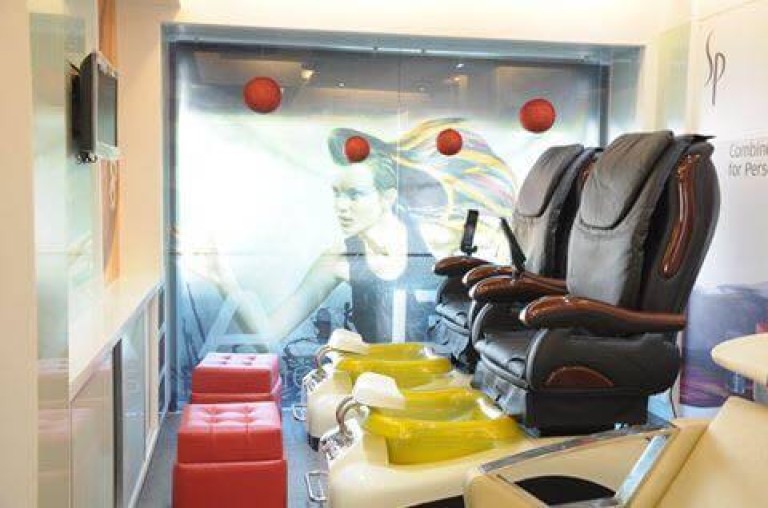 our salon_9