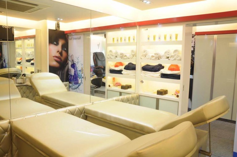 our salon_6