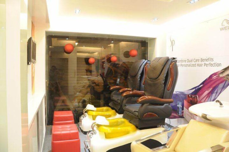our salon_8